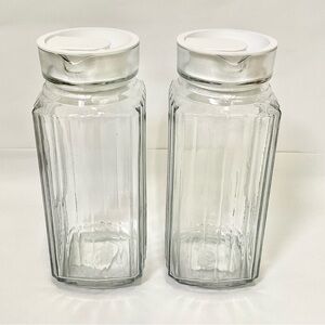 Anchor Hocking Bistro 1 QT Glass Pitcher w/ White Lid 32 oz 93411R - Lot Of 2